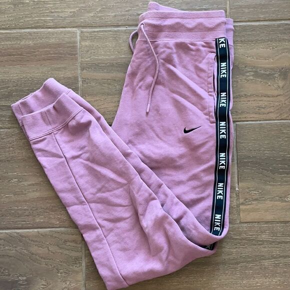 Nike tape joggers   - Picture 5 of 6